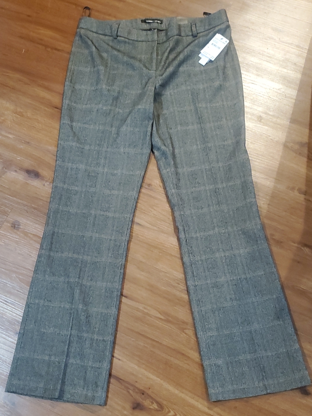 Amanda & Chelsea Olivia Pant Brown Camel Plaid Trousers with Subtle Windowpane